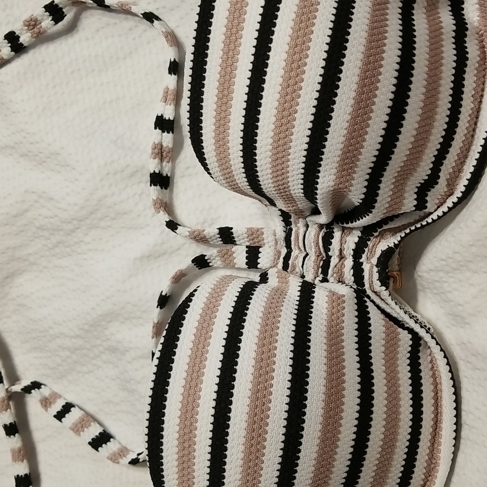 NWT STRAPLESS STRIPED UNDERWIRE MOLDED CUP BIKINI SWIM SWIMSUIT BRA TOP 32B - Picture 2 of 5